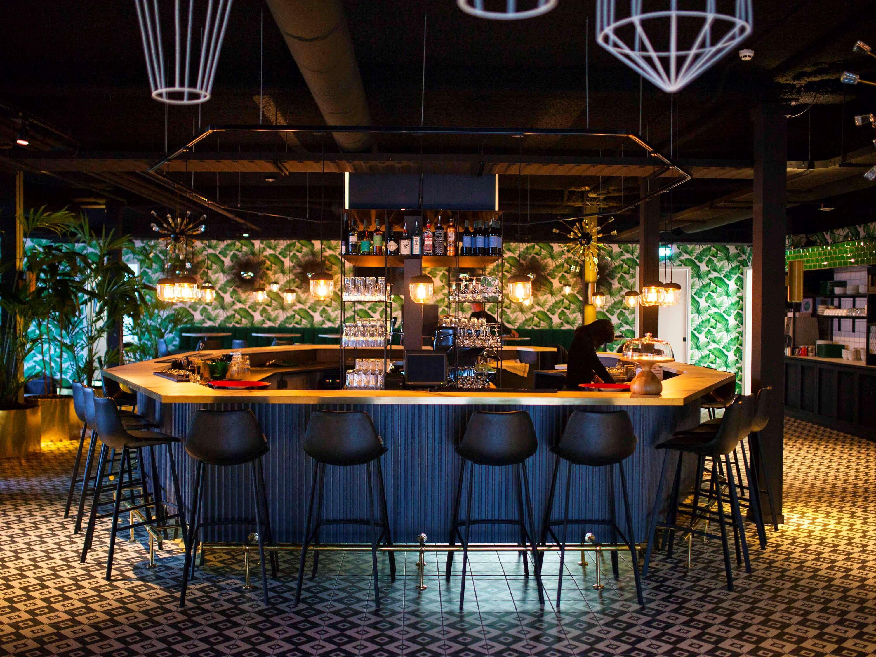 Hotel Tulip Amsterdam Airport 3*